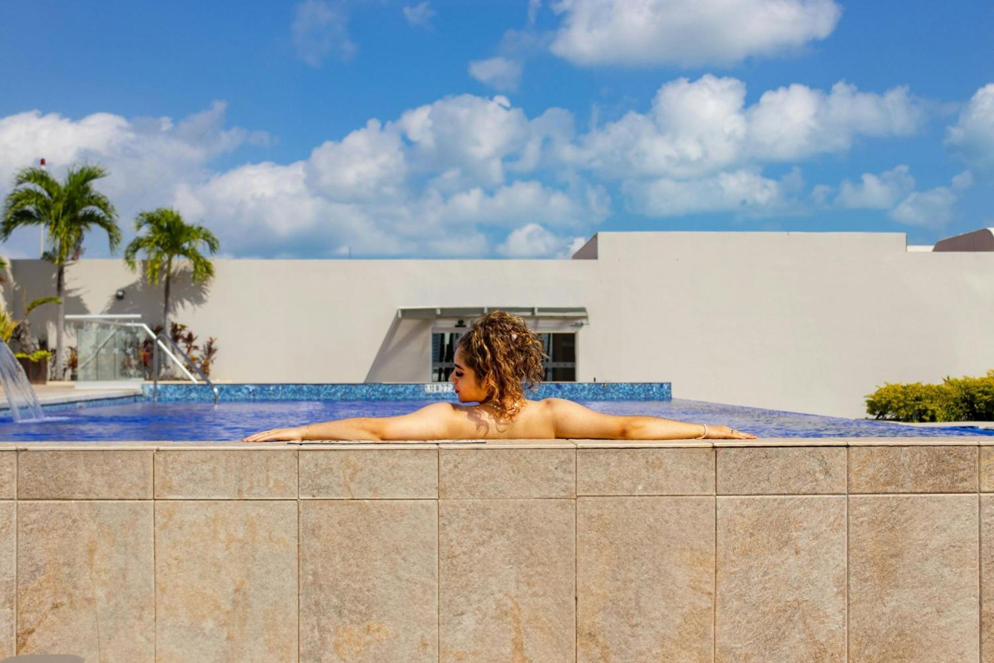 Four Points By Sheraton Cancun Centro Eksteriør billede